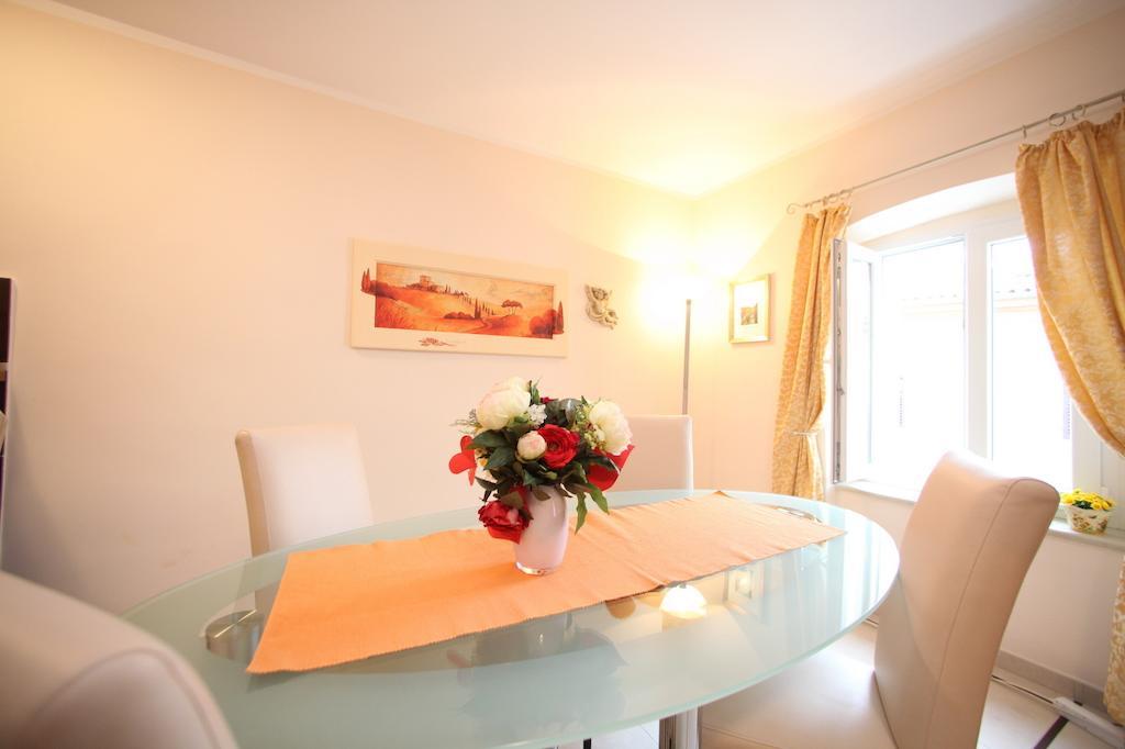Holiday Home Villa Bella Vrsar Room photo